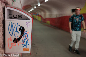 Tunnel SOS-Box  München Bayern Deutschland by Peter Ehlert in MUC-UnterführungOst