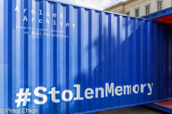 Stolen Memory  Braunschweig Niedersachsen Deutschland by Peter Ehlert in bs-abendmarkt
