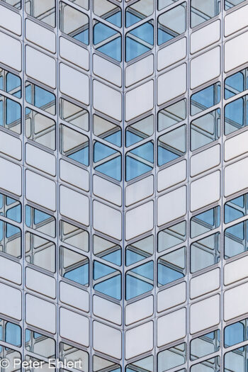 Hypovereinsbank Gebäude  München Bayern Deutschland by Peter Ehlert in MUC-HVB