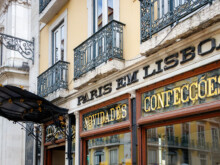 Paris em Lisboa  Lissabon Distrikt Lissabon Portugal by Peter Ehlert in LIS-Barrio Alto und Chiado