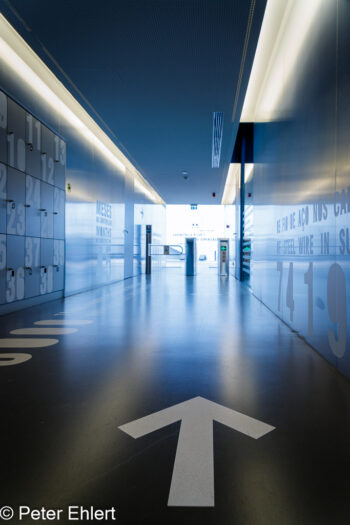 Eingang   Lissabon Distrikt Lissabon Portugal by Peter Ehlert in LIS-Ponte