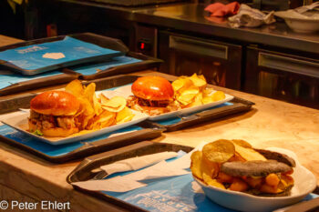 Speisen  Lissabon Distrikt Lissabon Portugal by Peter Ehlert in LIS_Timeout