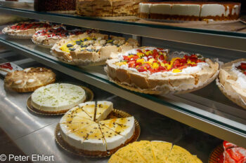 Torten und Kuchen  Lissabon Distrikt Lissabon Portugal by Peter Ehlert in LIS_Timeout