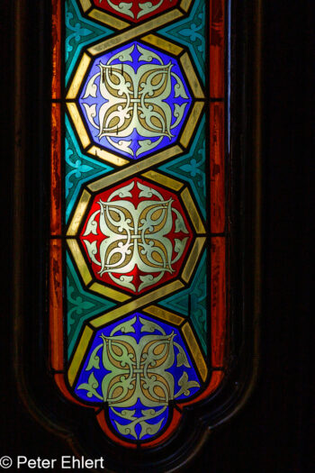 Mosaikglas Tür  Lissabon Distrikt Lissabon Portugal by Peter Ehlert in lis-embaixada