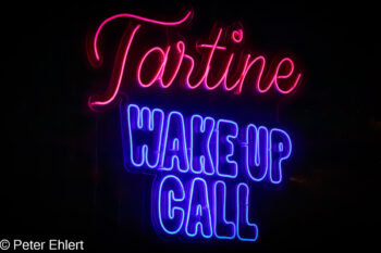 Neonsign  Lissabon Distrikt Lissabon Portugal by Peter Ehlert in LIS_Timeout