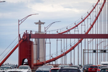 Brücke mit Nebel  Lissabon Distrikt Lissabon Portugal by Peter Ehlert in LIS-Ponte