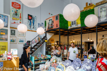 kerakikgeschäft  Lissabon Distrikt Lissabon Portugal by Peter Ehlert in LIS-LX