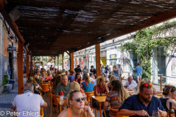 Restaurantzeile unter der Brücke  Lissabon Distrikt Lissabon Portugal by Peter Ehlert in LIS-LX