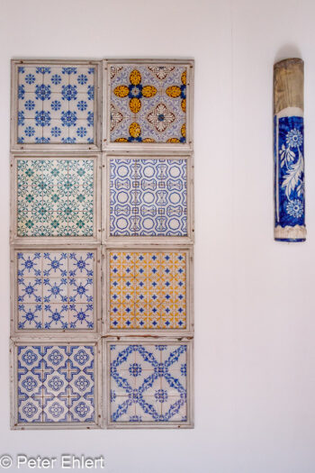 Kacheln in verschiedenen Mustern  Lissabon Distrikt Lissabon Portugal by Lara Ehlert in lis-azulejo